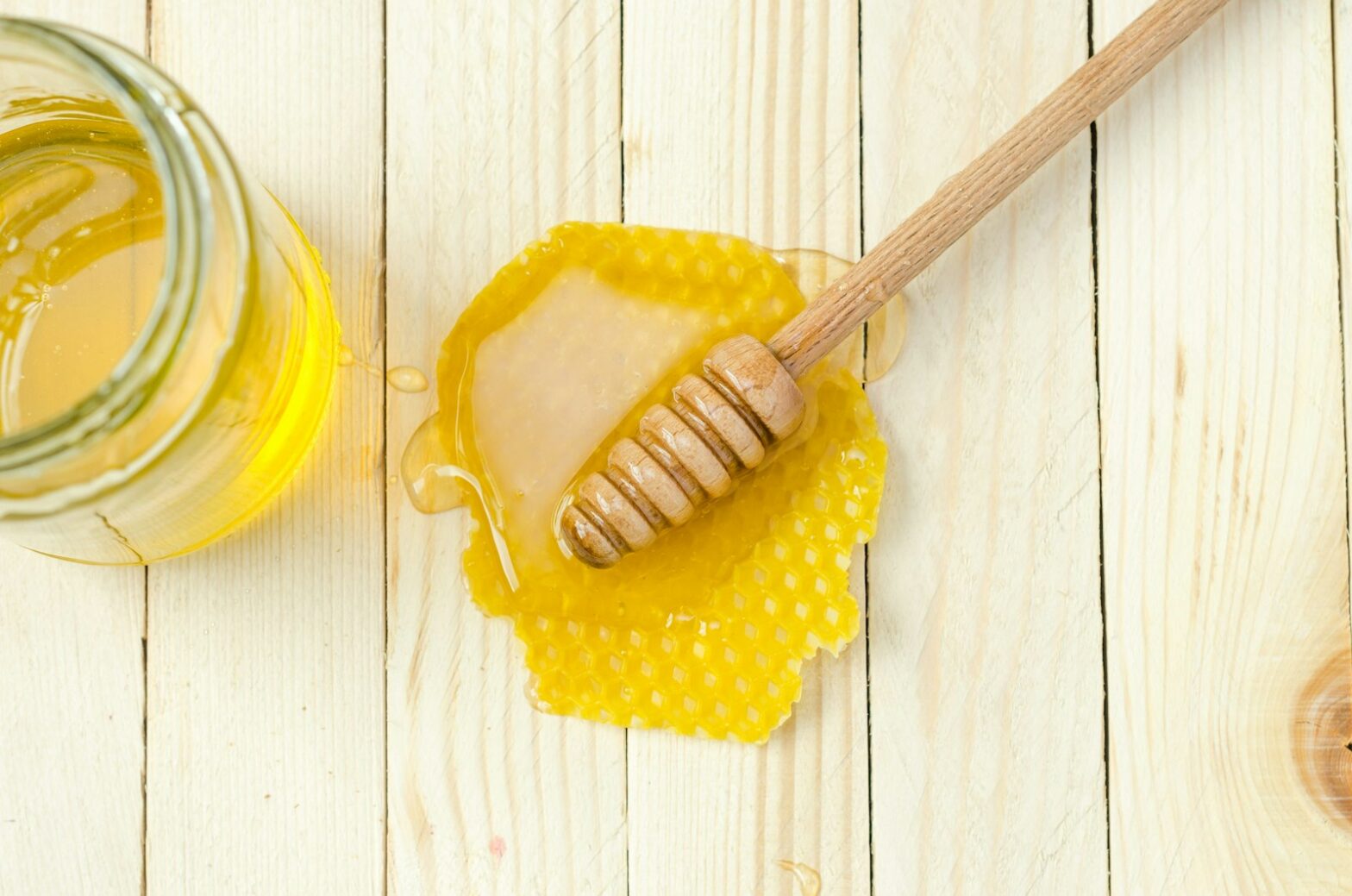 Why Crystallised Coconut Nectar Is the Best Honey & Maple Syrup Alternative for Your Vegan or Paleo Diet! 31 Why Crystallised Coconut Nectar Is the Best Honey & Maple Syrup Alternative for Your Vegan or Paleo Diet!