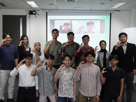 pt inti agro solution awards scholarship for talented students of Cakrawala University